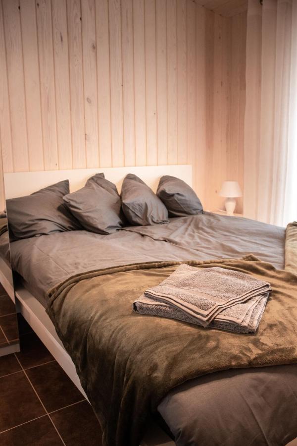 Sila Terases Aparthotel Madona Buitenkant foto